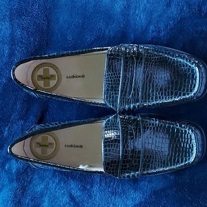 NEW Dr. Keller black patent leather loafers, croc pattern, women's UK size 9W